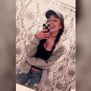 Meet your Posher, Kristin